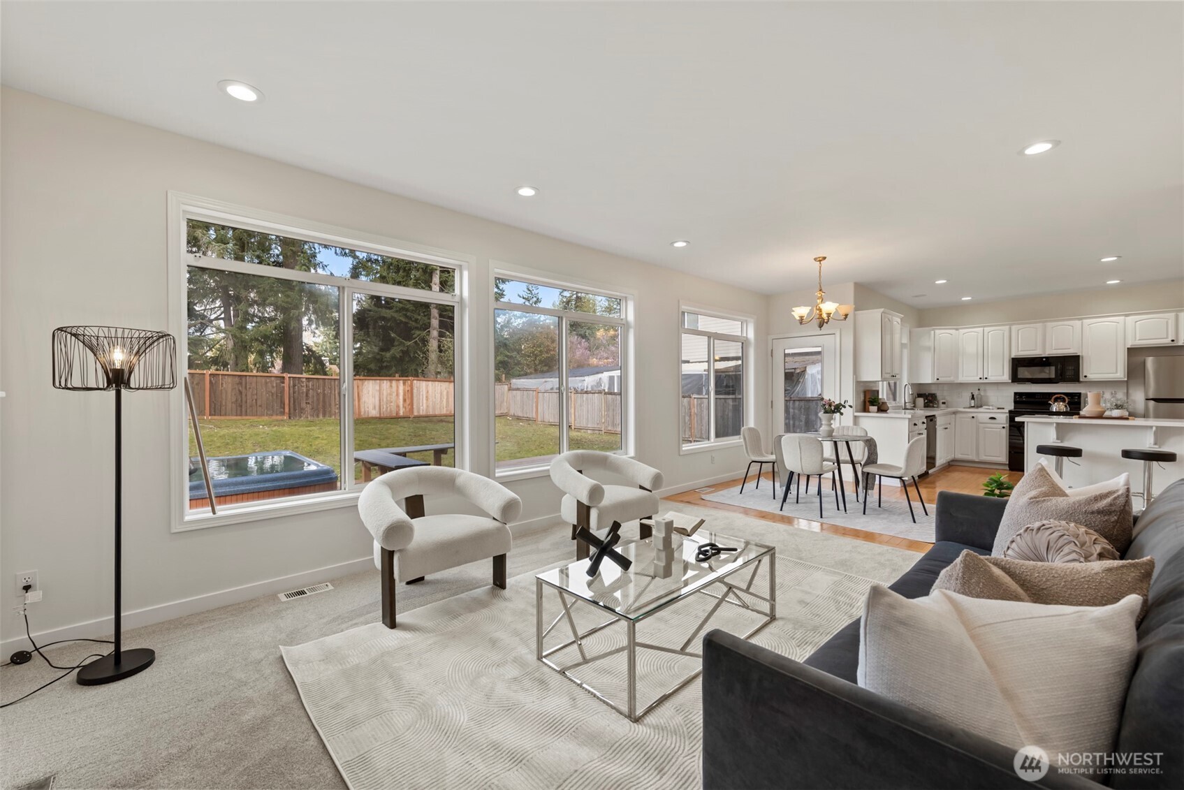 765 Vashon Avenue Northeast Renton, WA 98059 - Photo 8 of 25