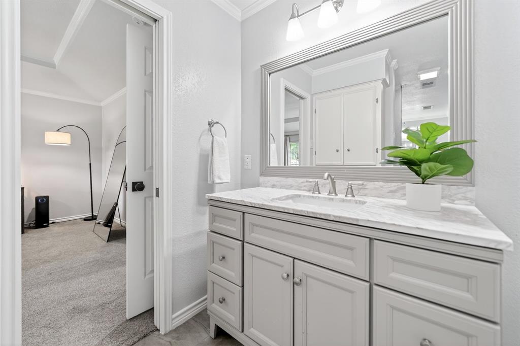 10114 Lawler Road Dallas, TX 75243 - Photo 17 of 32