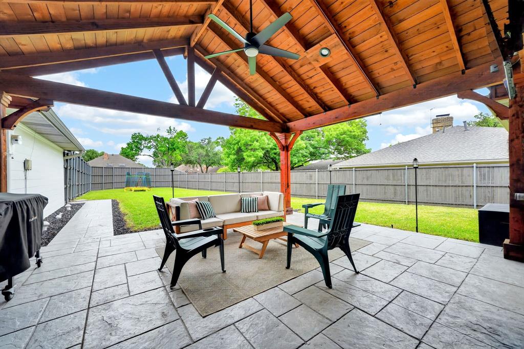 10114 Lawler Road Dallas, TX 75243 - Photo 2 of 32