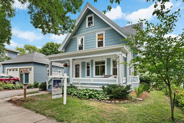 $995,000 | 2225 Oakridge Avenue, Madison, WI 53704