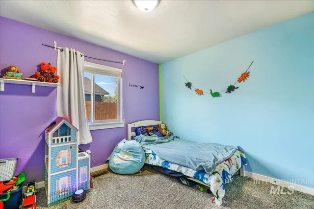 $395,000 | 740 Southwest Portal Street, Mountain Home, ID 83647