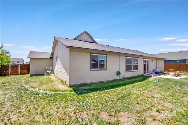 $395,000 | 740 Southwest Portal Street, Mountain Home, ID 83647