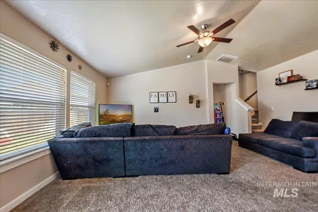 $395,000 | 740 Southwest Portal Street, Mountain Home, ID 83647