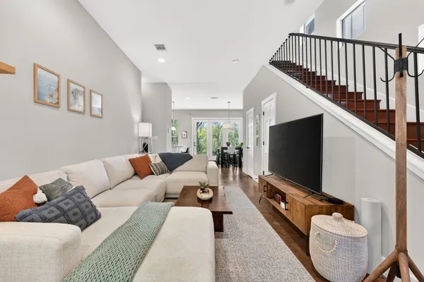 $3,000 | 3003 Lovell Drive, Unit A, Austin, TX 78723