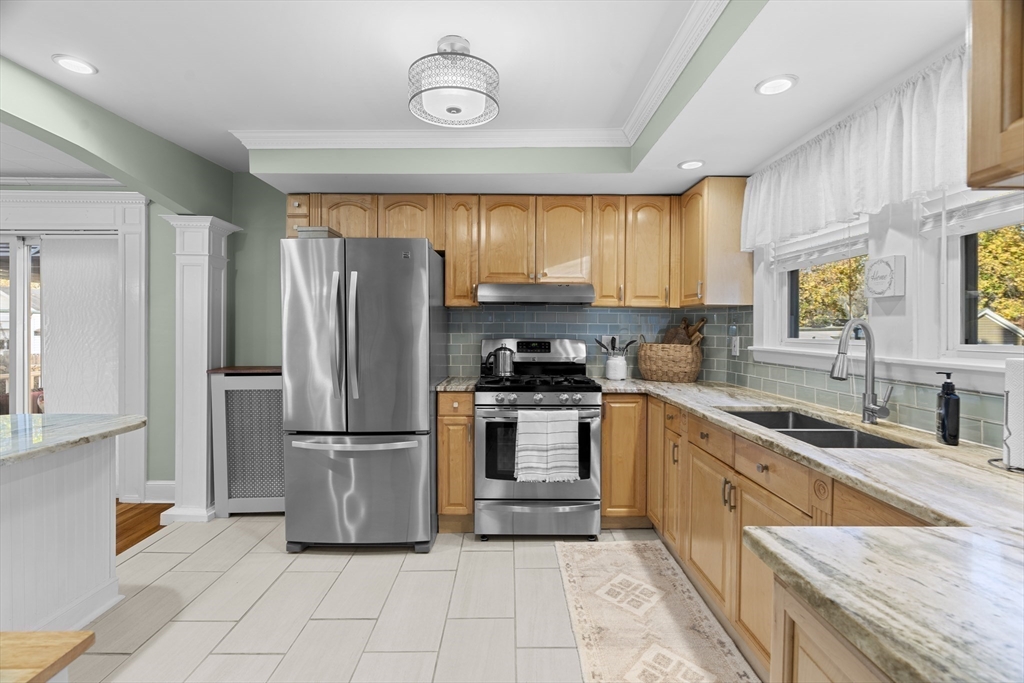 64 Gorman Road Framingham, MA 01702 - Photo 7 of 41 Gallery Image 7