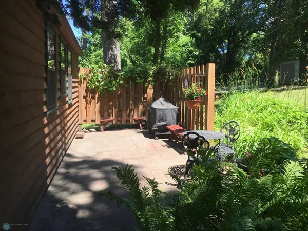 $599,900 | 13112 2nd Street Northeast, Spicer, MN 56288