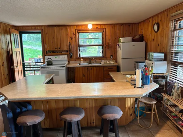 $599,900 | 13112 2nd Street Northeast, Spicer, MN 56288