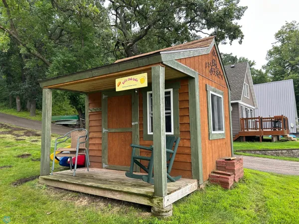 $599,900 | 13112 2nd Street Northeast, Spicer, MN 56288