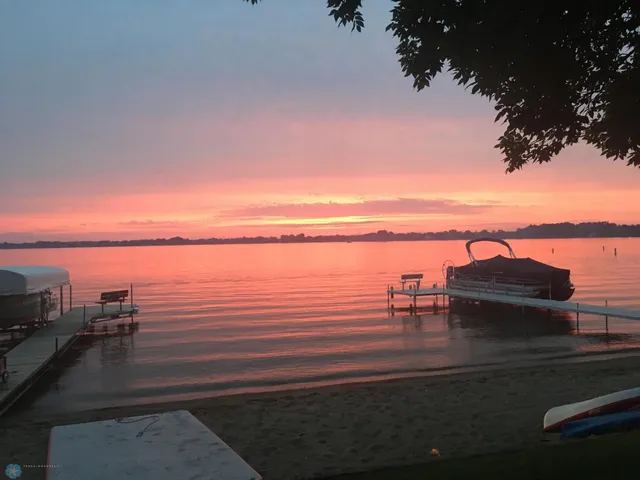 $625,000 | 13112 2nd Street Northeast, Spicer, MN 56288