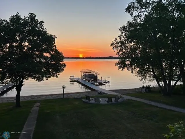 $625,000 | 13112 2nd Street Northeast, Spicer, MN 56288