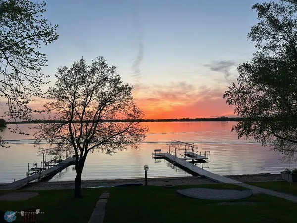 $599,900 | 13112 2nd Street Northeast, Spicer, MN 56288