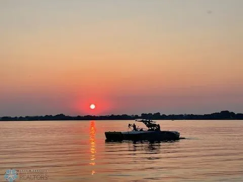 $599,900 | 13112 2nd Street Northeast, Spicer, MN 56288