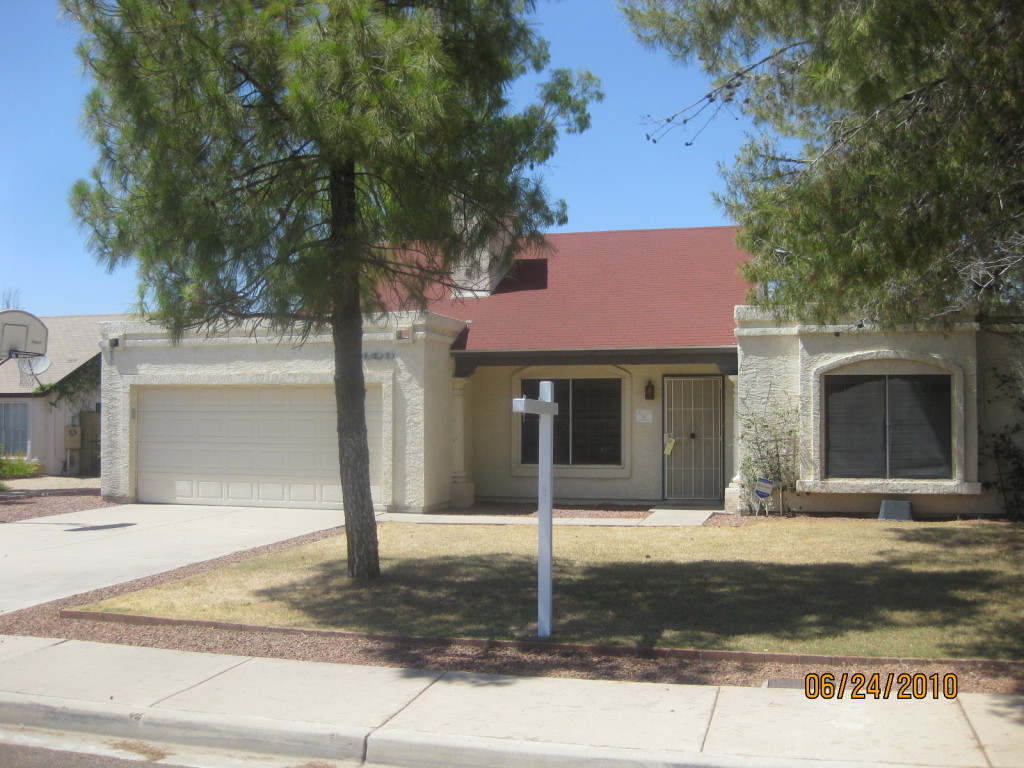 1030 East Utopia Road Phoenix, AZ 85024 - Photo 1 of 5 EXTERIOR