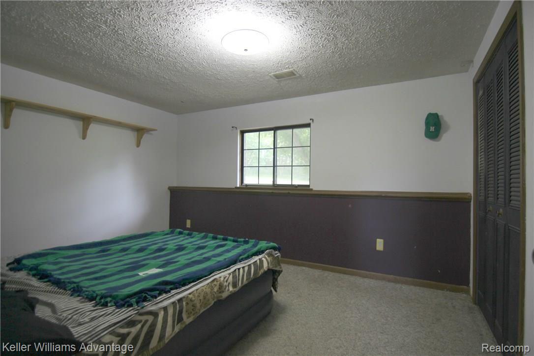 2298 Sexton Road Howell, MI 48843 - Photo 14 of 29 Sexton Rd Basement Bedroom.jpg