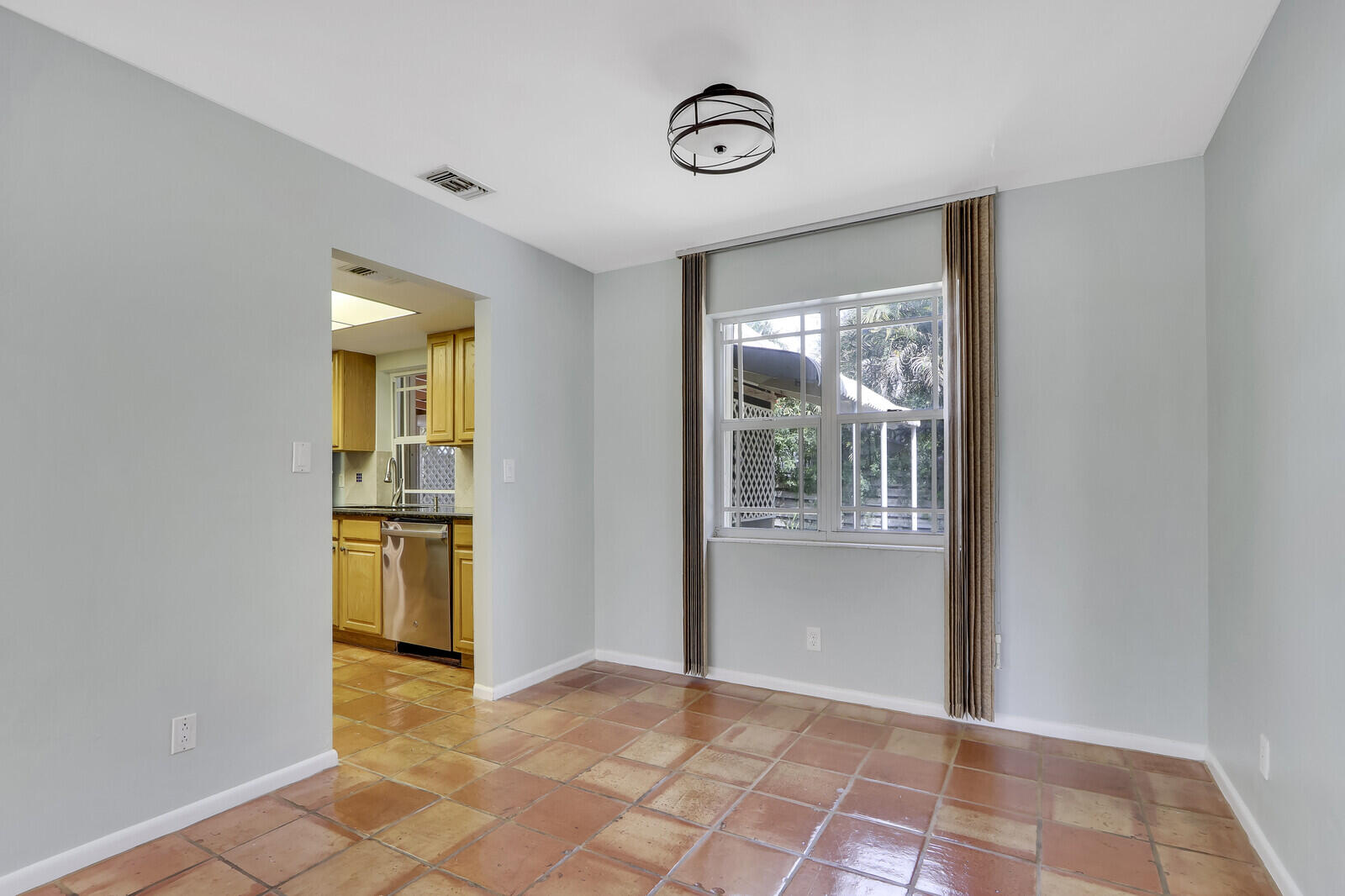 53 Willow Road Tequesta, FL 33469 - Photo 11 of 36 11
