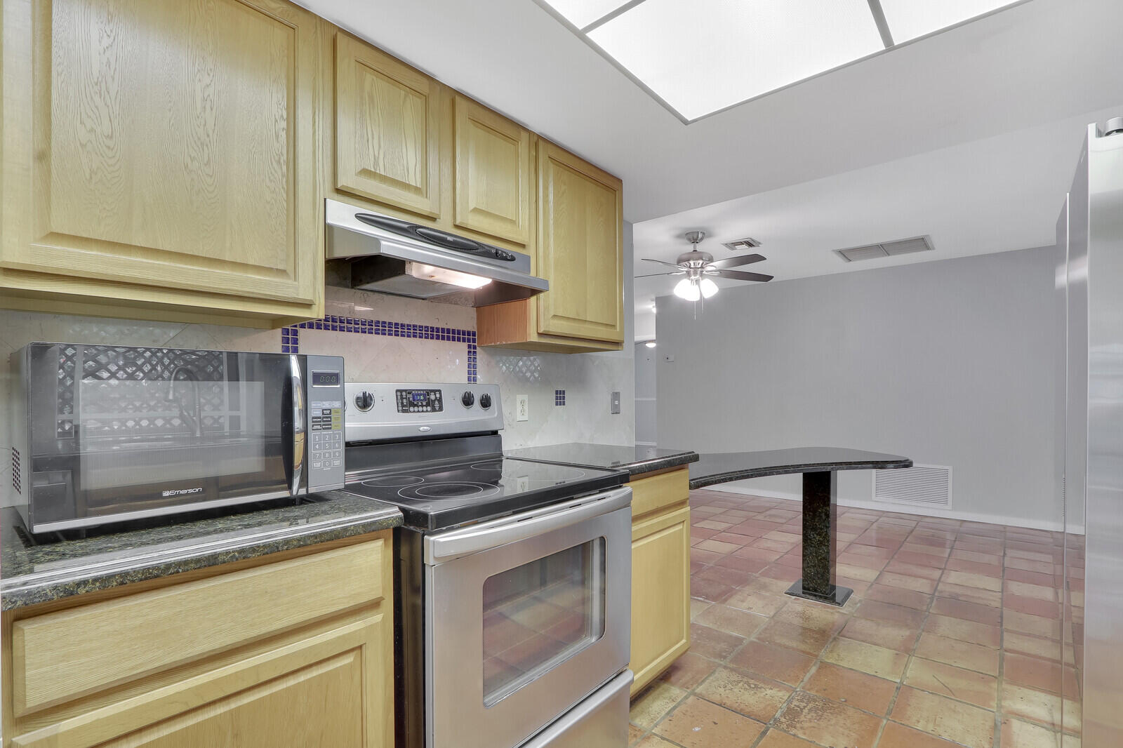 53 Willow Road Tequesta, FL 33469 - Photo 15 of 36 15