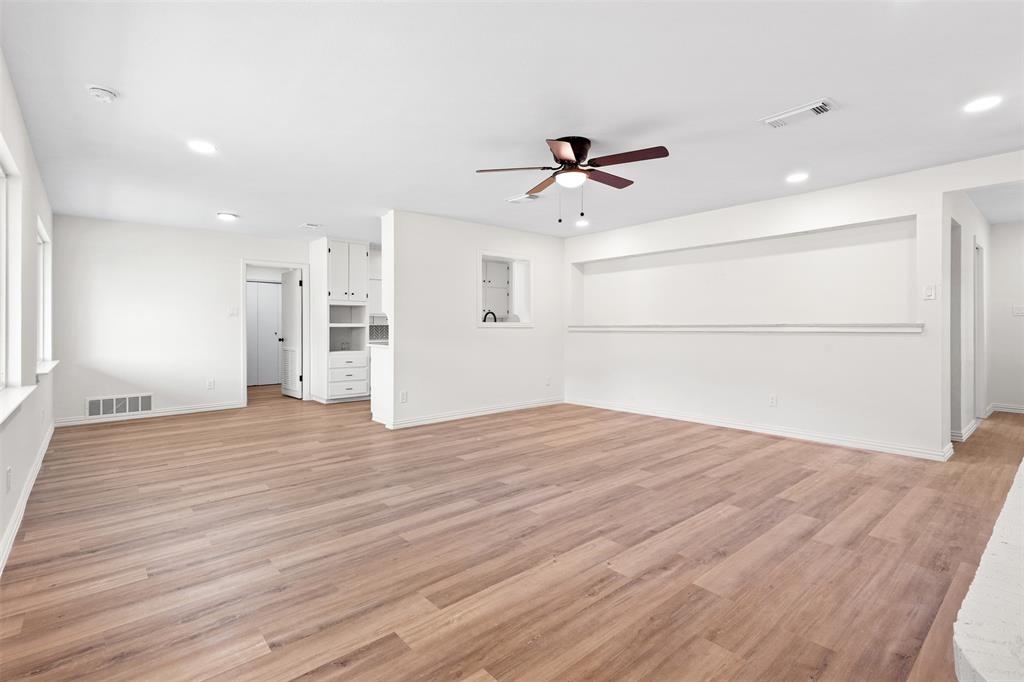 1905 Cimarron Trail Hurst, TX 76054 - Photo 15 of 32