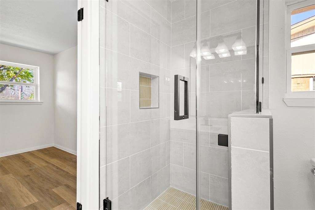 1905 Cimarron Trail Hurst, TX 76054 - Photo 23 of 32