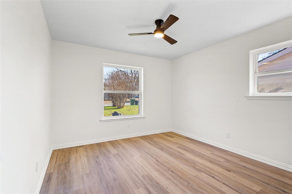 1905 Cimarron Trail Hurst, TX 76054 - Photo 6 of 32