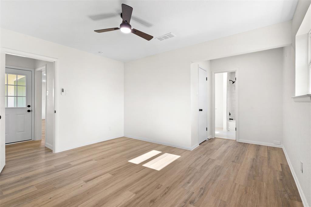 1905 Cimarron Trail Hurst, TX 76054 - Photo 10 of 32