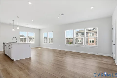 $324,750 | 6655 Citory Way, Unit 203, Moseley, VA 23120