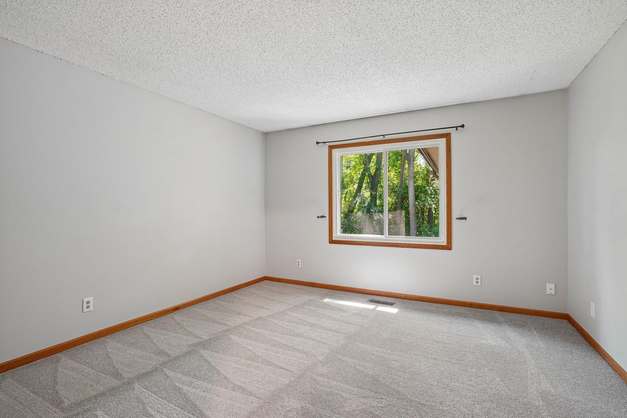 15229 Buchanan Court Eden Prairie, MN 55344 - Photo 14 of 31