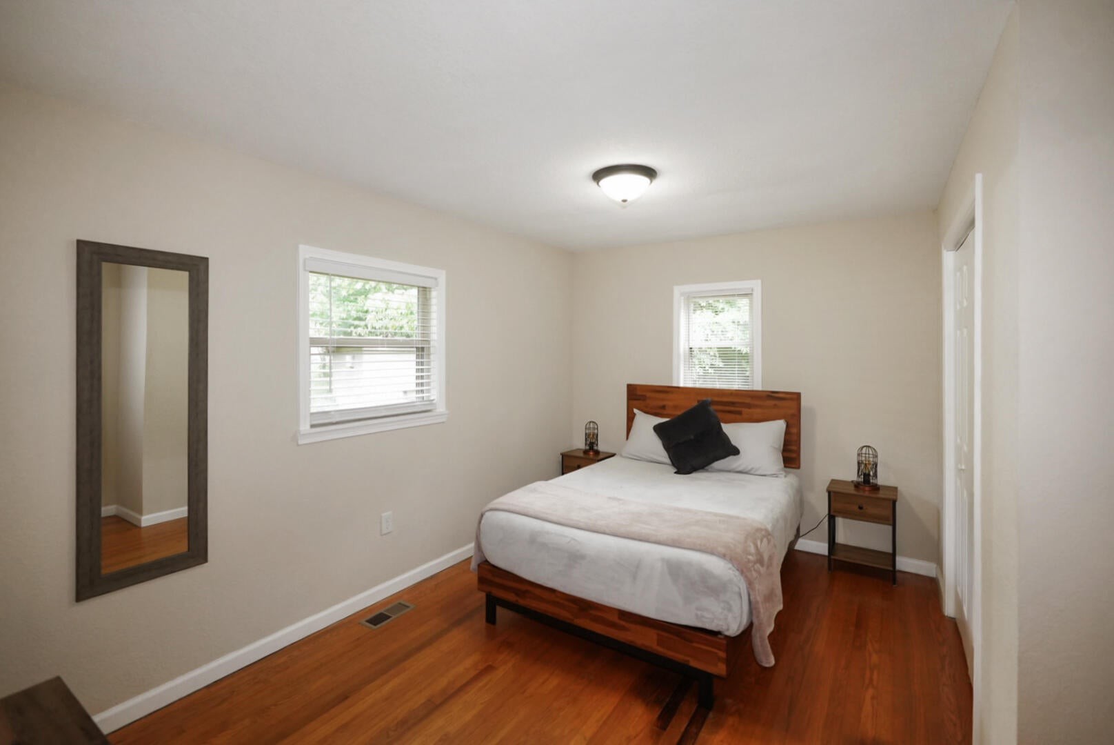 2368 Hall Road Dandridge, TN 37725 - Photo 21 of 28 Gallery Image 21