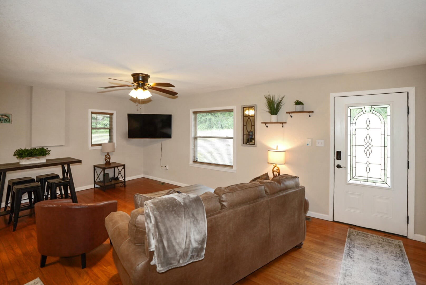 2368 Hall Road Dandridge, TN 37725 - Photo 6 of 28 Gallery Image 6