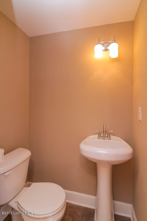 4636 Beaver Road Louisville, KY 40207 - Photo 26 of 73 0027
