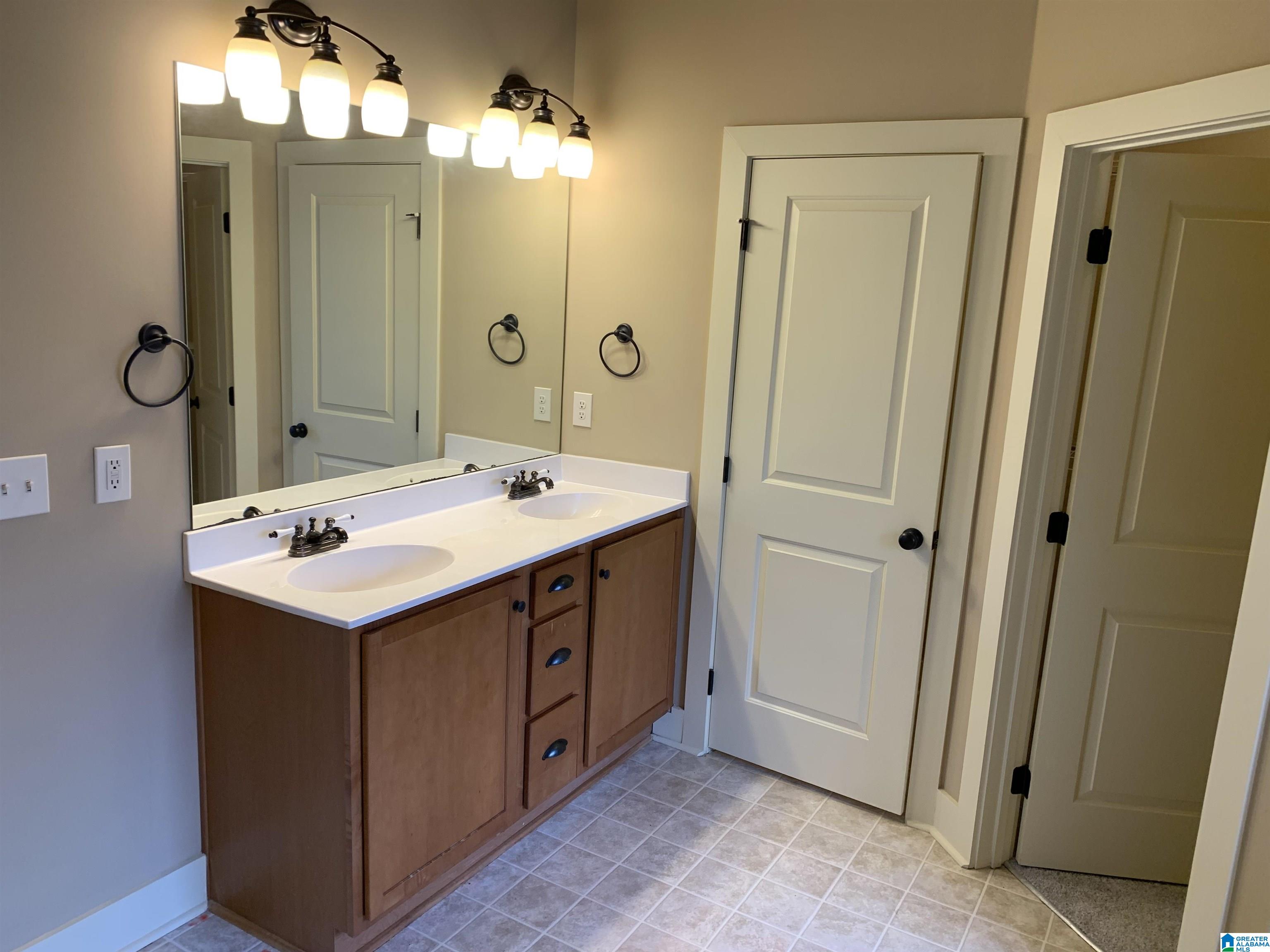 2026 Highview Way Calera, AL 35040 - Photo 15 of 25 Gallery Image 15