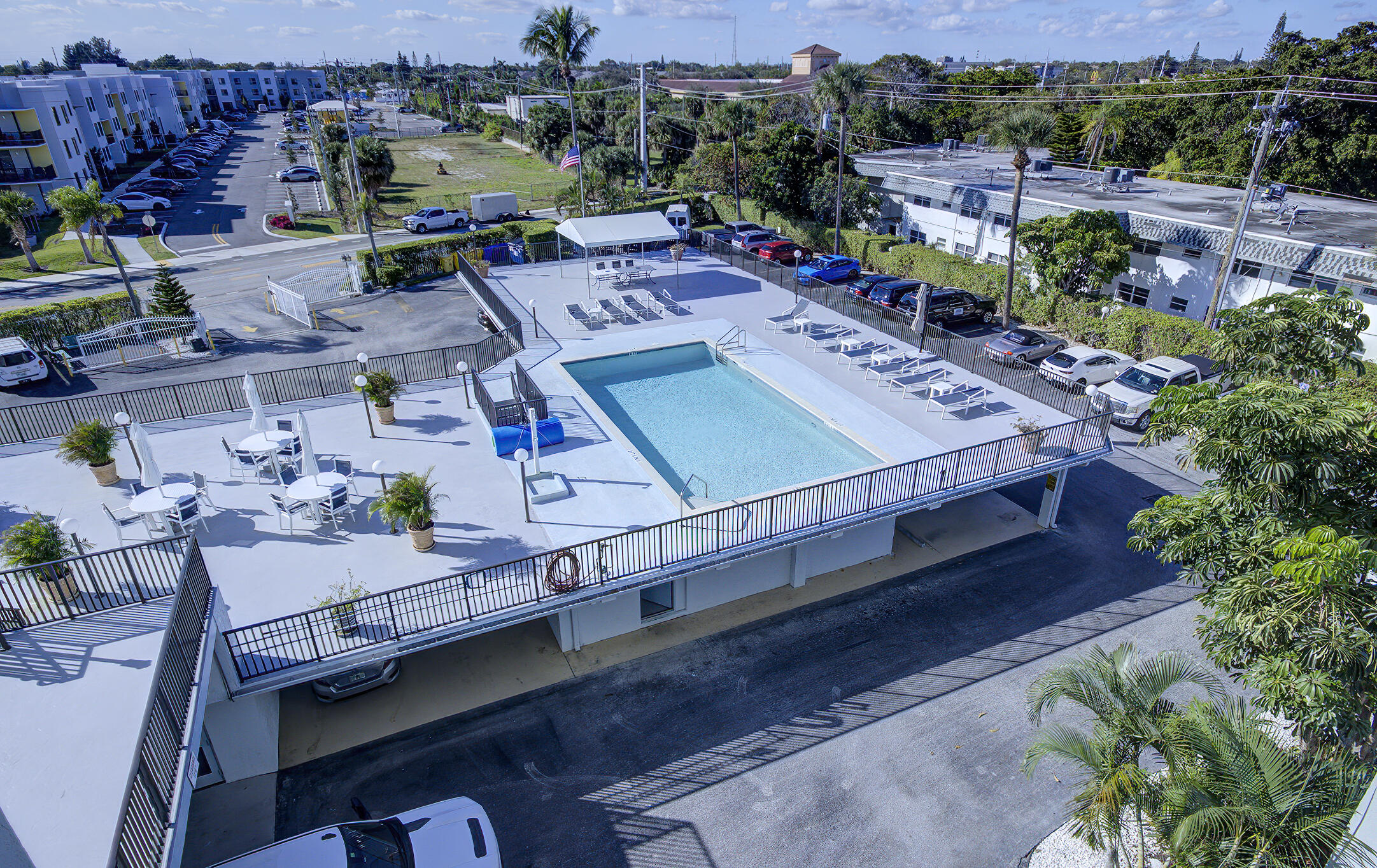 3040 Lake Shore Drive, Unit 502 Riviera Beach, FL 33404 - Photo 13 of 17 _MG_4506