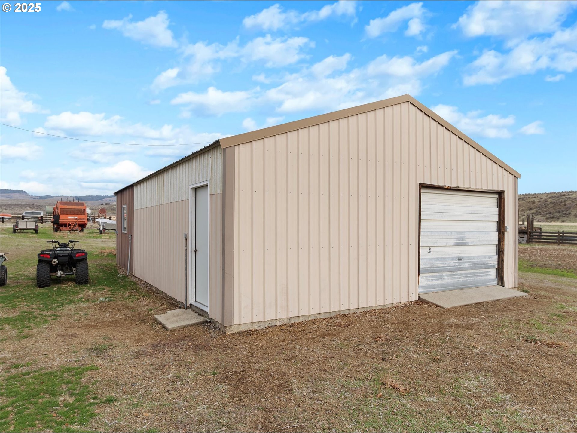 27877 Skinner Road Baker City, OR 97814 - Photo 29 of 48 a view of a house with a yard