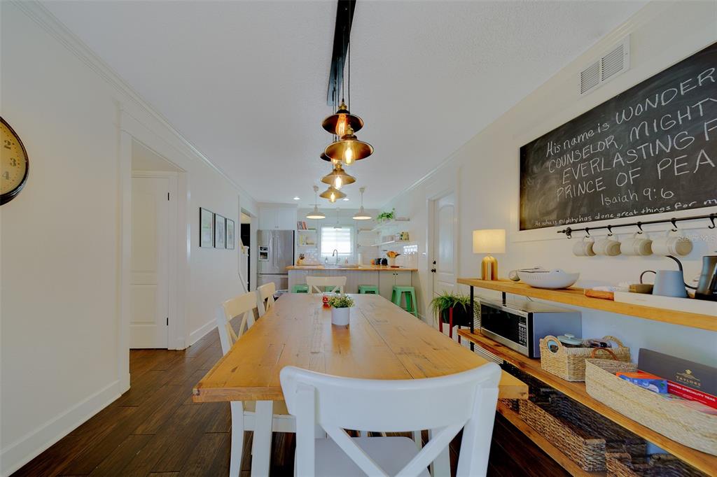 14984 Newport Road Clearwater, FL 33764 - Photo 12 of 58