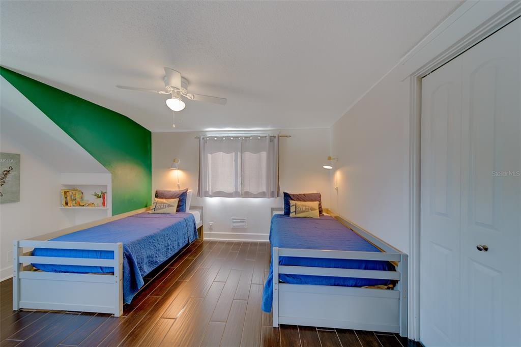 14984 Newport Road Clearwater, FL 33764 - Photo 35 of 58