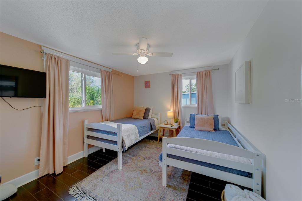14984 Newport Road Clearwater, FL 33764 - Photo 37 of 58