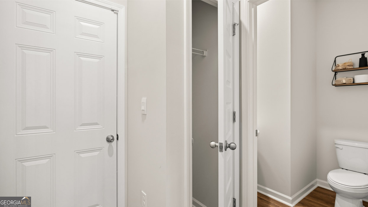 266 Sound Circle Stockbridge, GA 30281 - Photo 9 of 39 a bathroom with a toilet