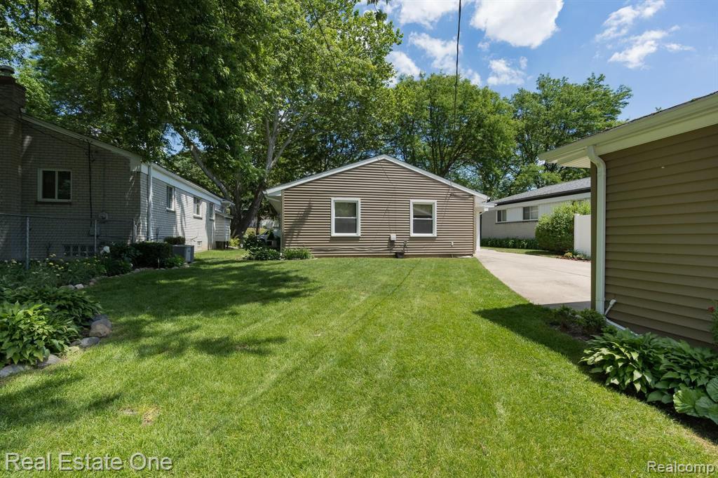 217 North Alice Avenue Rochester, MI 48307 - Photo 45 of 47