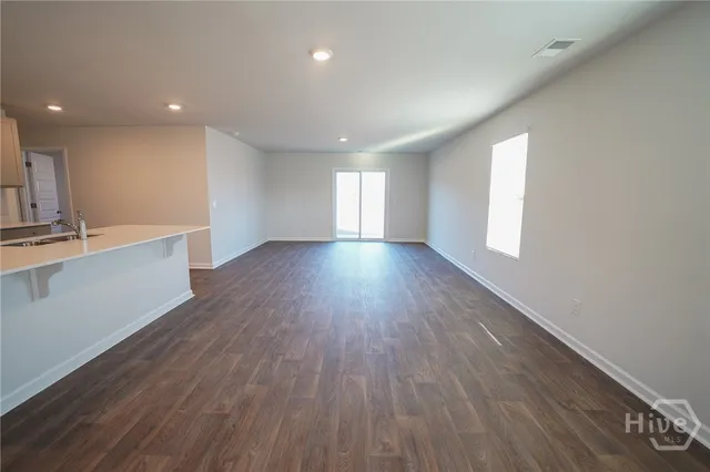 $2,550 | 102 Painted Lady Loop, Savannah, GA 31419