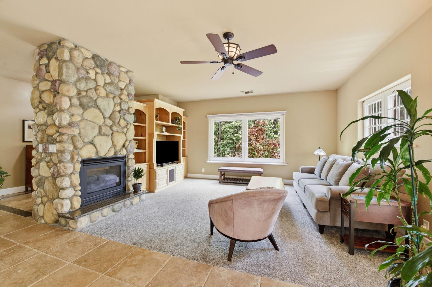 449 Plutes Way Colfax, CA 95713 - Photo 5 of 46