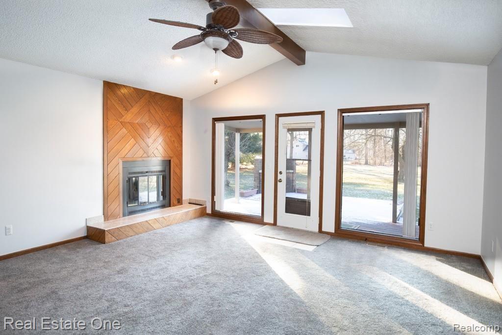 34435 West 9 Mile Road Farmington Hills, MI 48335 - Photo 17 of 32