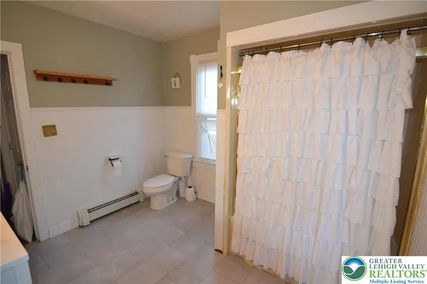 $239,900 | 639 George Street, Pen Argyl, PA 18072