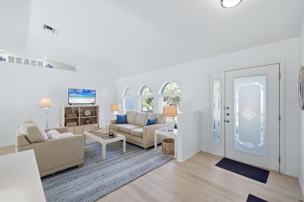 5981 Marigold Road Venice, FL 34293 - Photo 8 of 57 Gallery Image 8