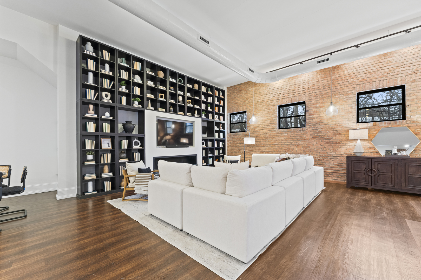 400 North Racine Avenue, Unit 108 Chicago, IL 60642 - Photo 13 of 35