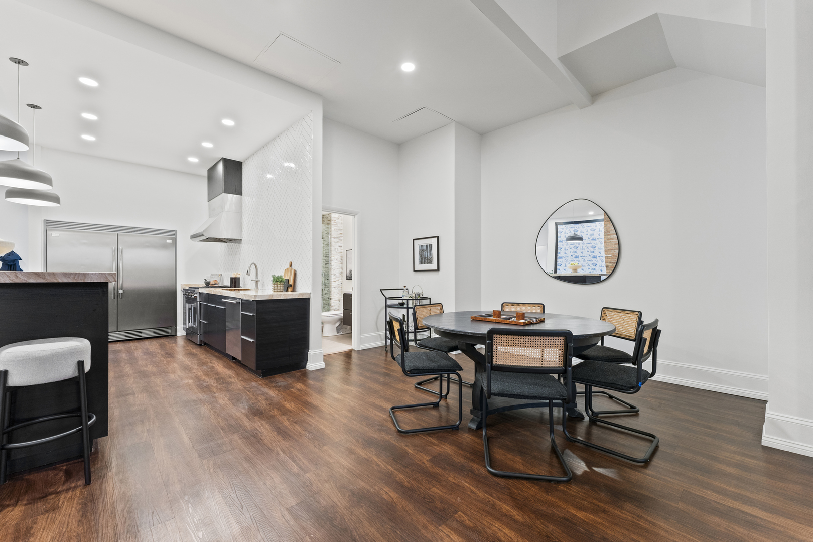 400 North Racine Avenue, Unit 108 Chicago, IL 60642 - Photo 10 of 35