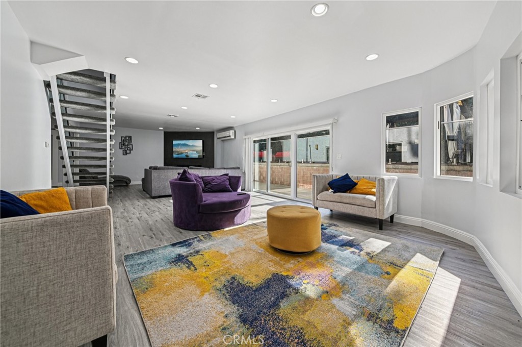 2120 Ronsard Road Rancho Palos Verdes, CA 90275 - Photo 7 of 35 Gallery Image 7