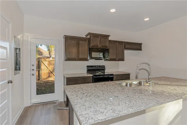 $1,600 | 601 West 24th Street, Unit 111, Bryan, TX 77803