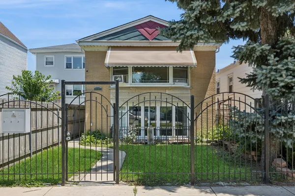 $435,000 | 2209 North Long Avenue, Chicago, IL 60639