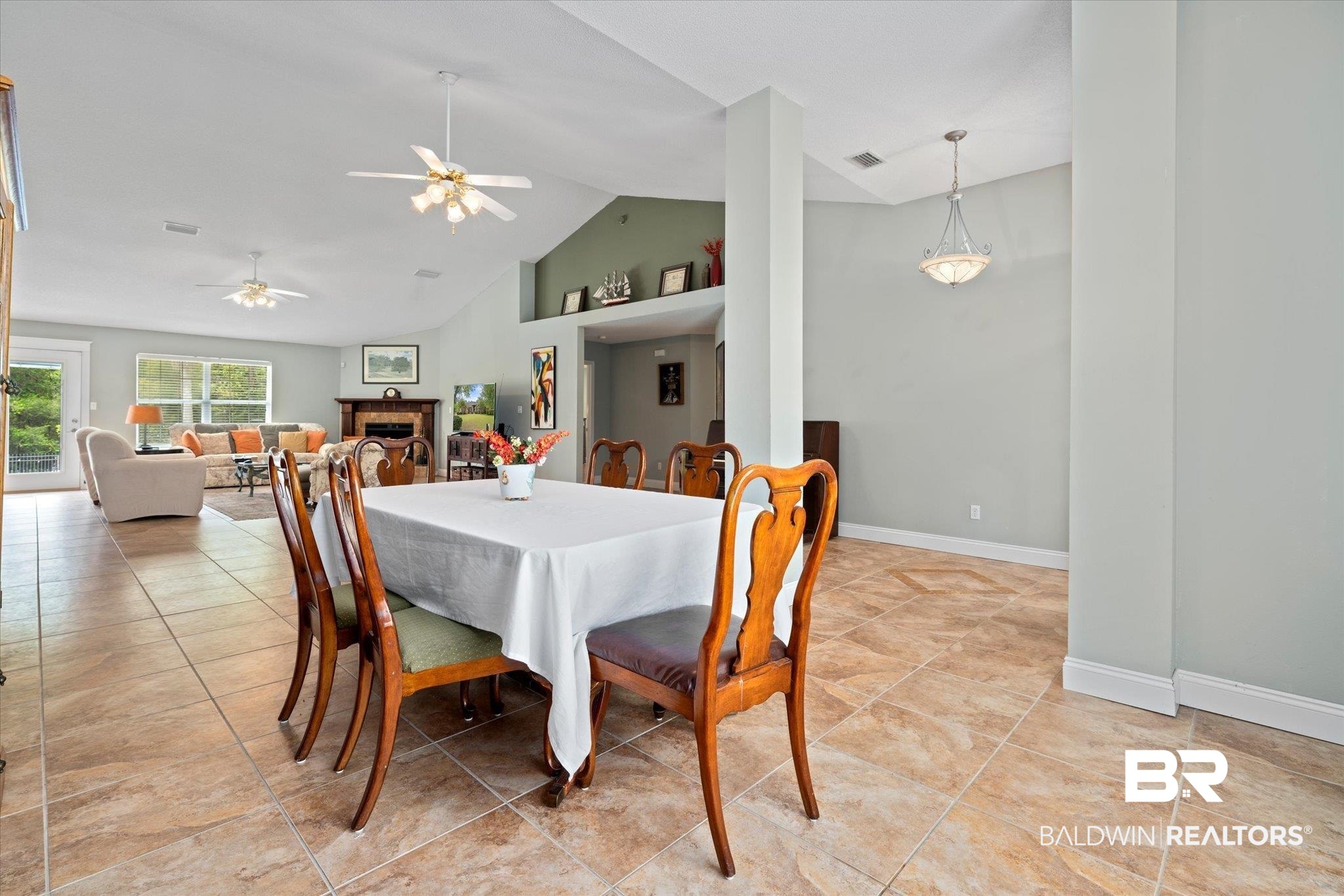 11041 Holly Court Daphne, AL 36526 - Photo 4 of 42
