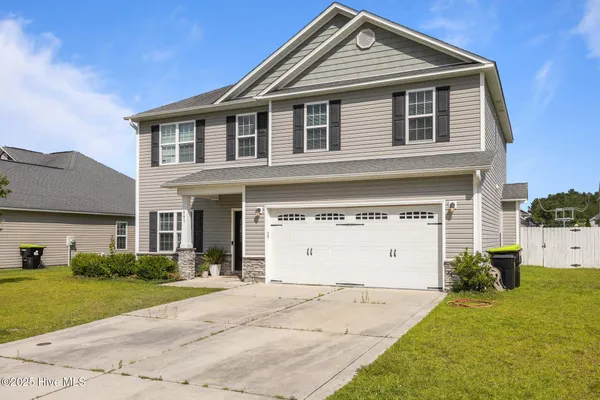 $2,400 | 841 Dynasty Drive, Jacksonville, NC 28546