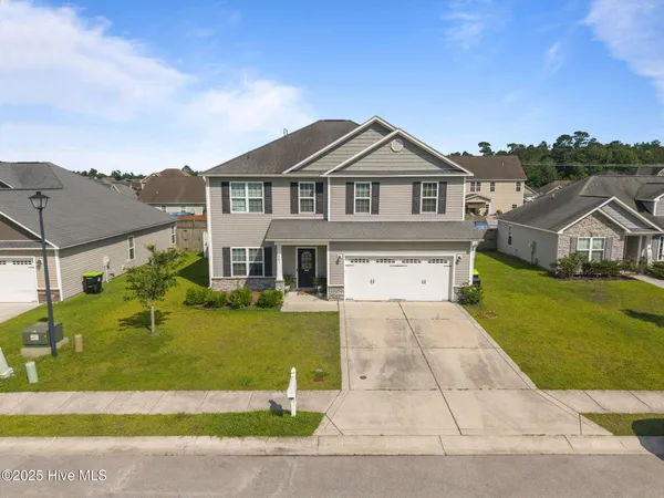 $2,400 | 841 Dynasty Drive, Jacksonville, NC 28546